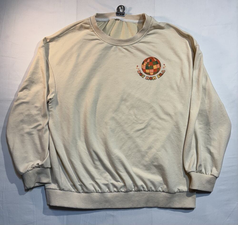 Boy Mom Era Sweatshirt Women’s Large Cream Graphic Crewneck Pullover Retro Cozy